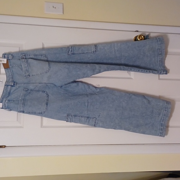American Eagle Outfitters  Sz 6 (Fits 8 Too),Blue Wide Leg Jeans, 6 Pockets - Picture 7 of 10